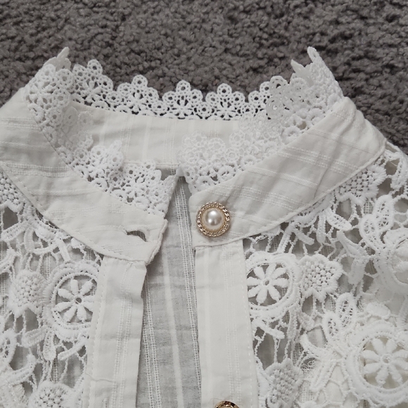 White Lace Button-Up Blouse | Size M - Picture 2 of 7